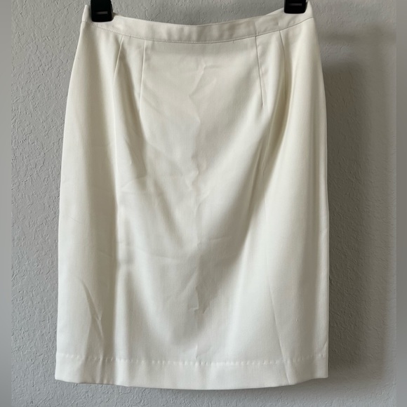 Women’s vintage woolen blazer and skirt set size 6 - Picture 4 of 13